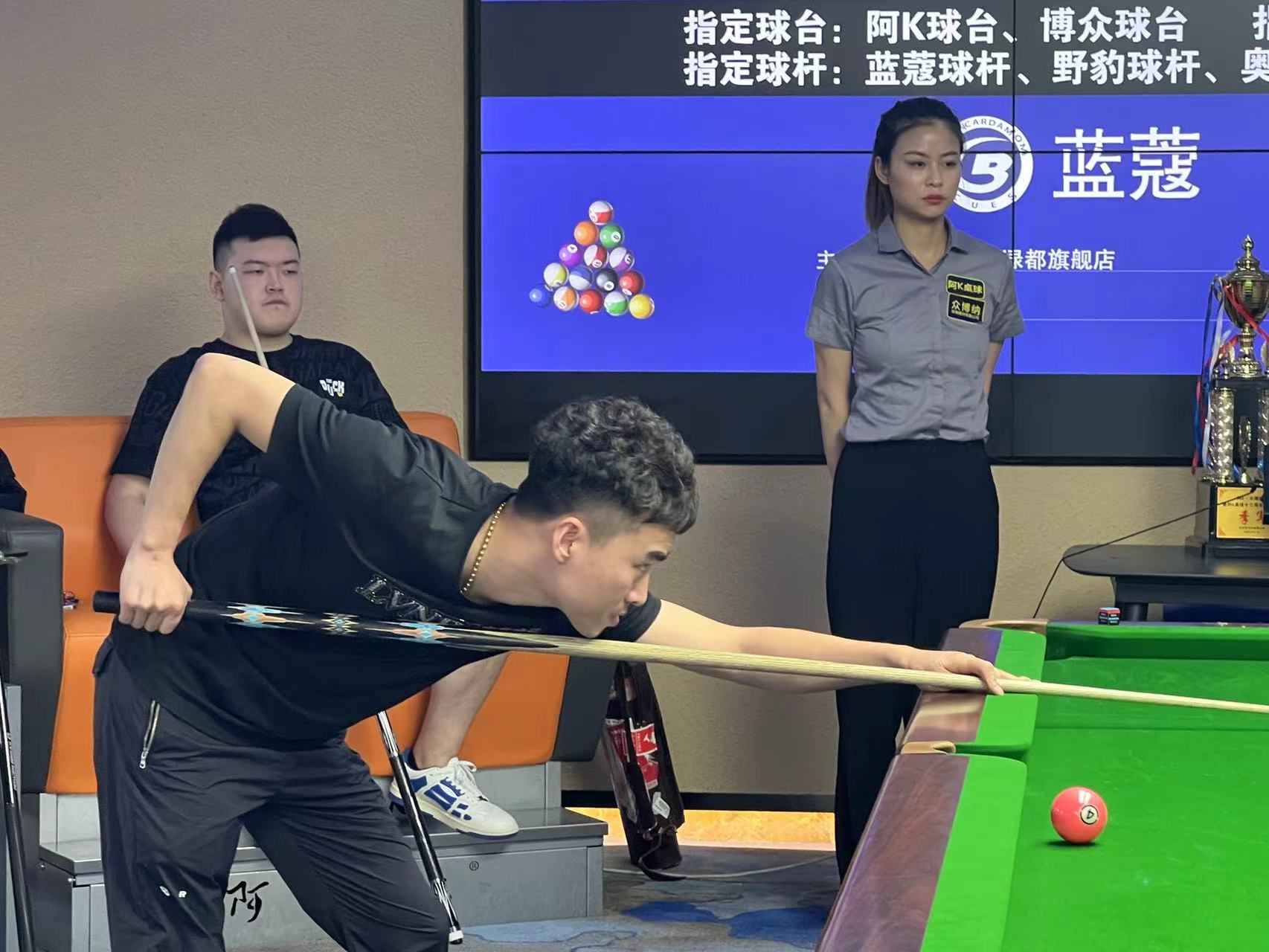 篮球爱好者 篮球爱好者