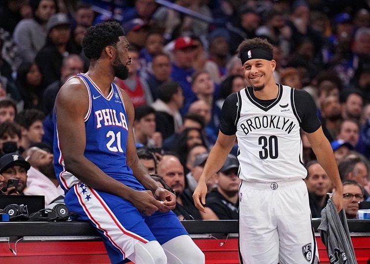 破两名后卫 破两名后卫